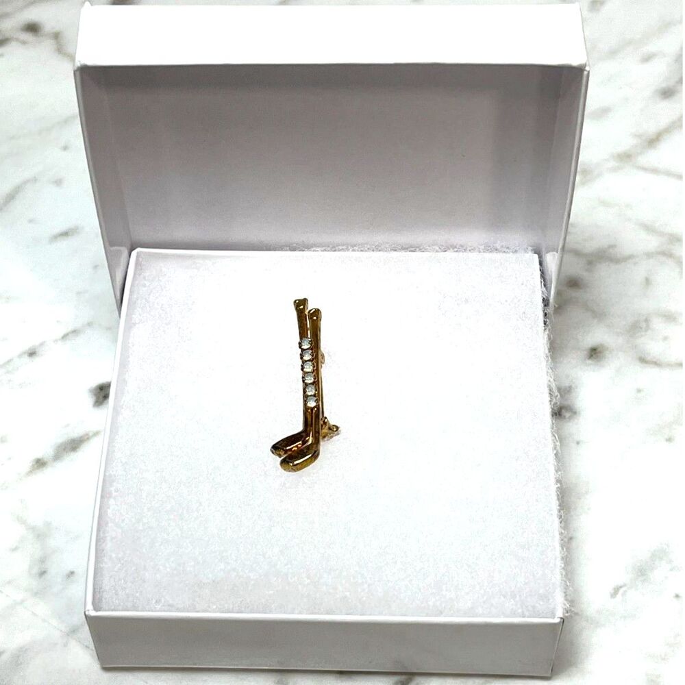 Vintage Golf Club Pin Brooch Gold Toned Sparkling Jewelry Accessory